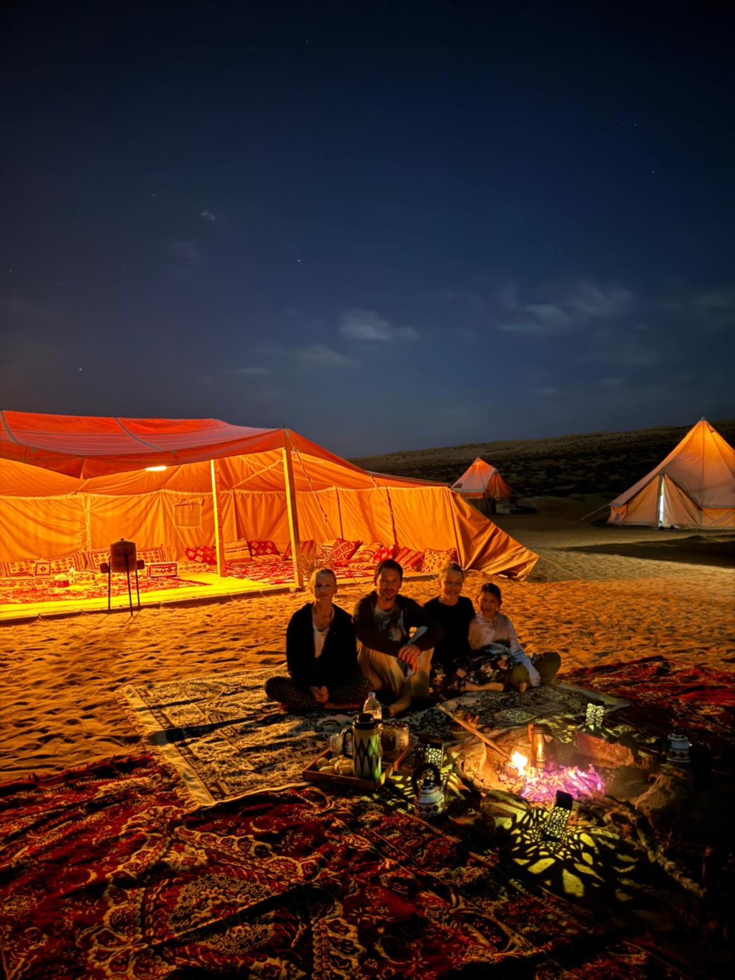 Desert Diamond Private New Camp Badīyah Kültér fotó